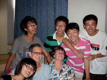 HUST students