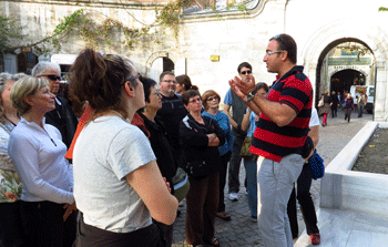 Mert gives bargaining tips for the Grand Bazaar